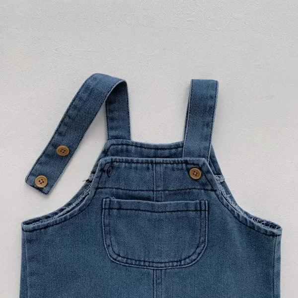 Conjunto T-Shirt  e Jardineira Jeans Unissex - Image 7