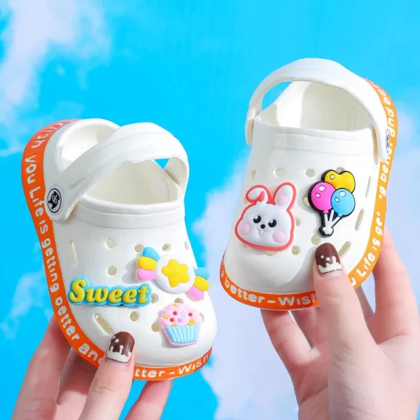 Sandália Crocs Branco Coelhinho